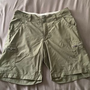 L.L. Bean Green Nylon Cargo Hiking Shorts
